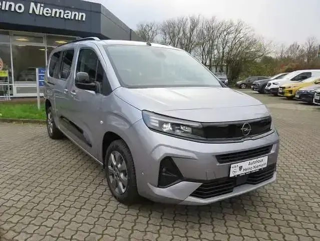 Gebraucht Opel Combo 131 PS (96 kW) 2024 Lack grau artense Van / Kleinbus