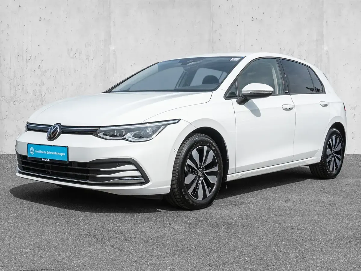 Gebraucht VW Golf VIII Move 150 PS (110 kW) 2023 Pure white Limousine