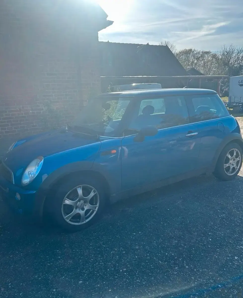 Gebraucht Mini ONE 85 PS (62 kW) 2005 Blau Kleinwagen