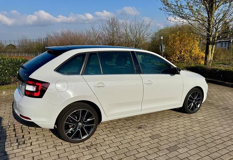 Gebraucht Skoda Rapid Style 116 PS (85 kW) 2018 Weiß Kleinwagen