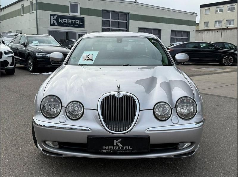 Silber Gebraucht 2002 Jaguar S-Type Executive Limousine | 4.999 € (Fairer Preis) - Bild 1/4