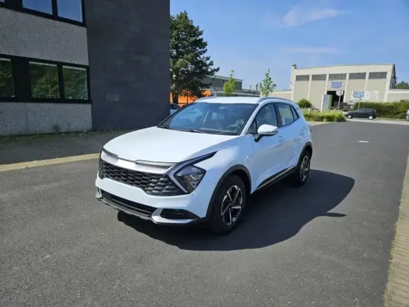 Carraraweiß (weiß) Neu 2024 Kia Sportage 2 SUV | 30.480 € (Superpreis) - Bild 1/4