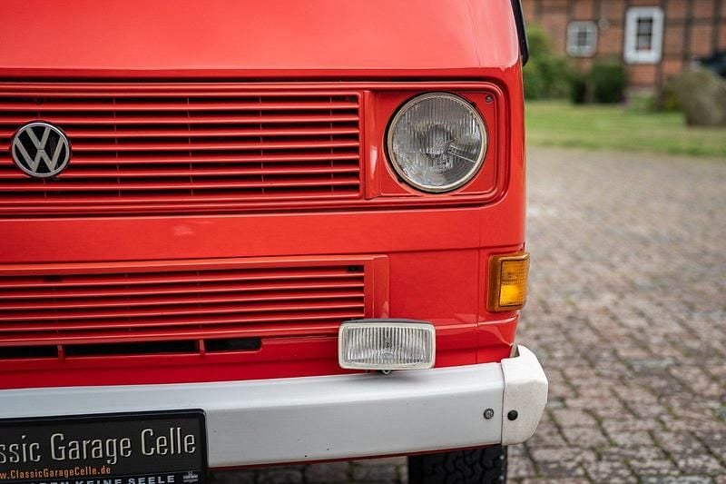 Gebraucht VW T3 112 PS (82 kW) 1986 Rot Van