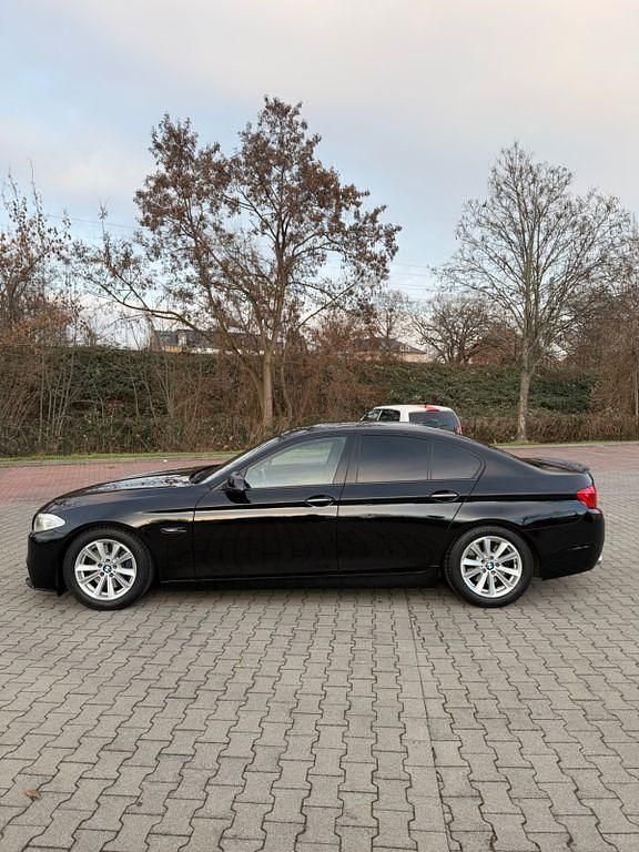 Gebraucht BMW 525 Shadowline 218 PS (160 kW) 2013 Schwarz Limousine