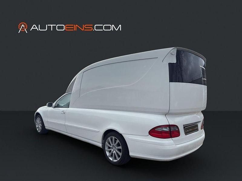 Gebraucht Mercedes E280 190 PS (139 kW) 2017 Weiß Limousine