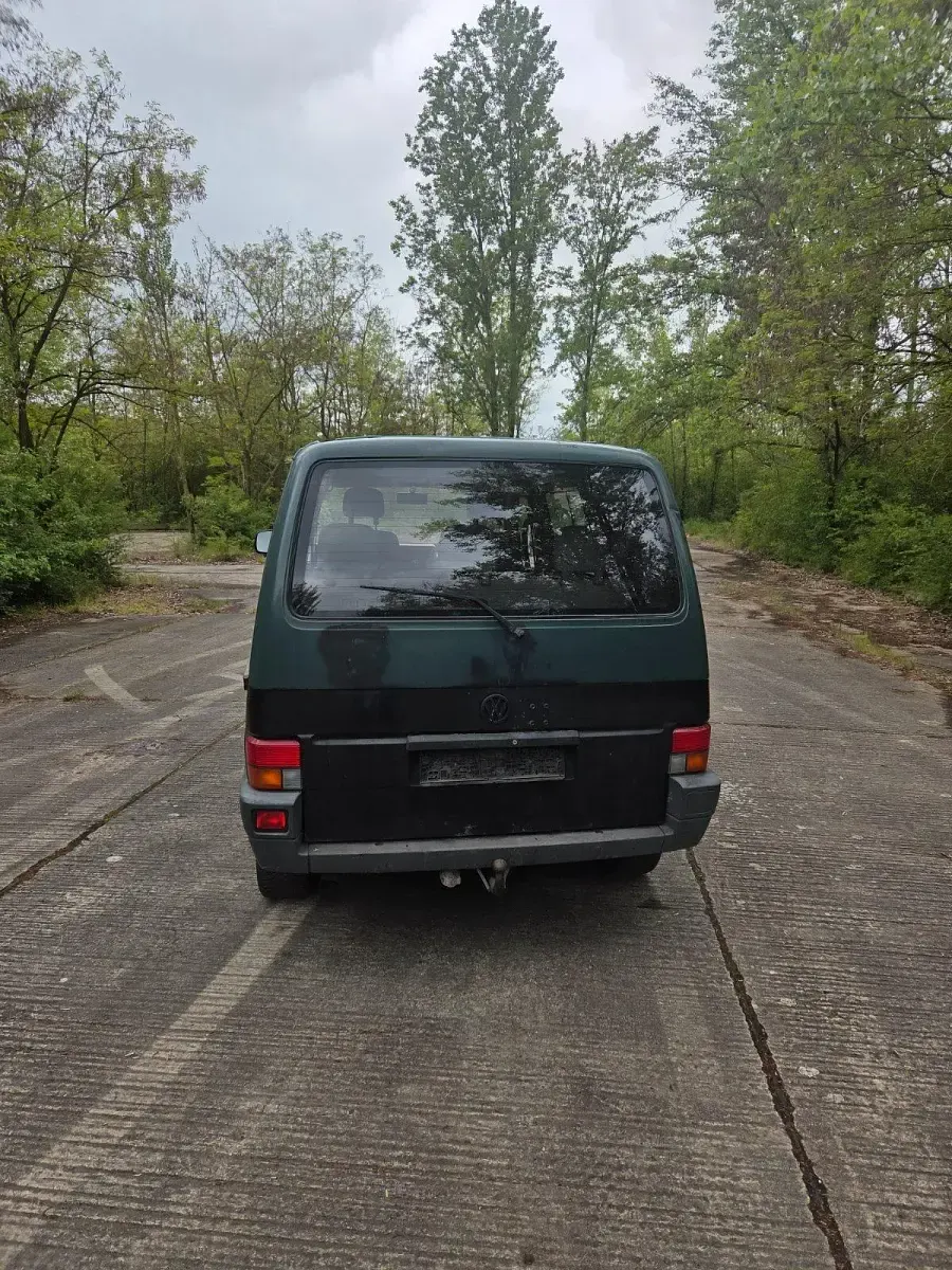 Gebraucht VW T4 110 PS (80 kW) 1995 Grün Van