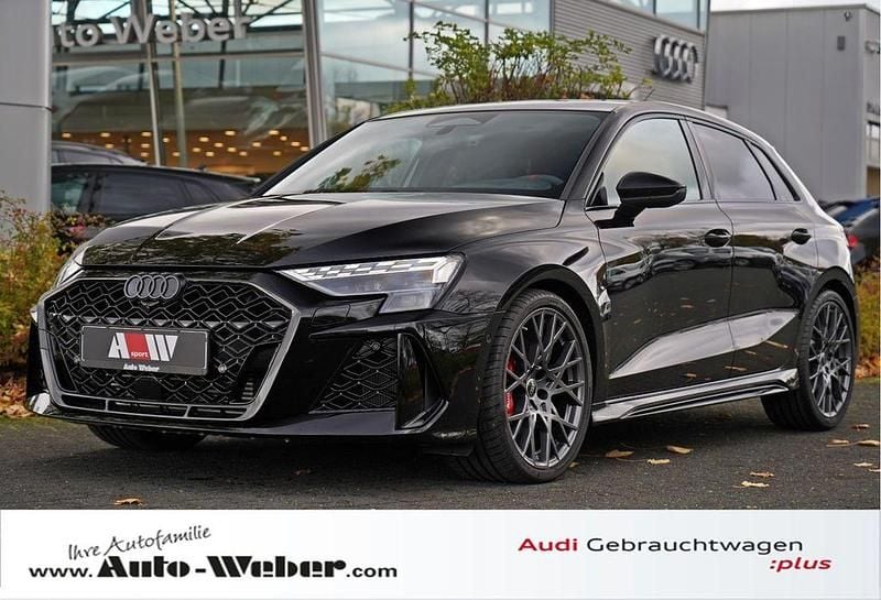 Schwarz Neu 2025 Audi RS3 Sportback Ambiente Kleinwagen | 84.900 € - Bild 1/4