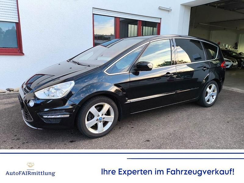 Schwarz Gebraucht 2014 Ford S-MAX Titanium Van / Kleinbus | 7.999 € (Guter Preis) - Bild 1/4