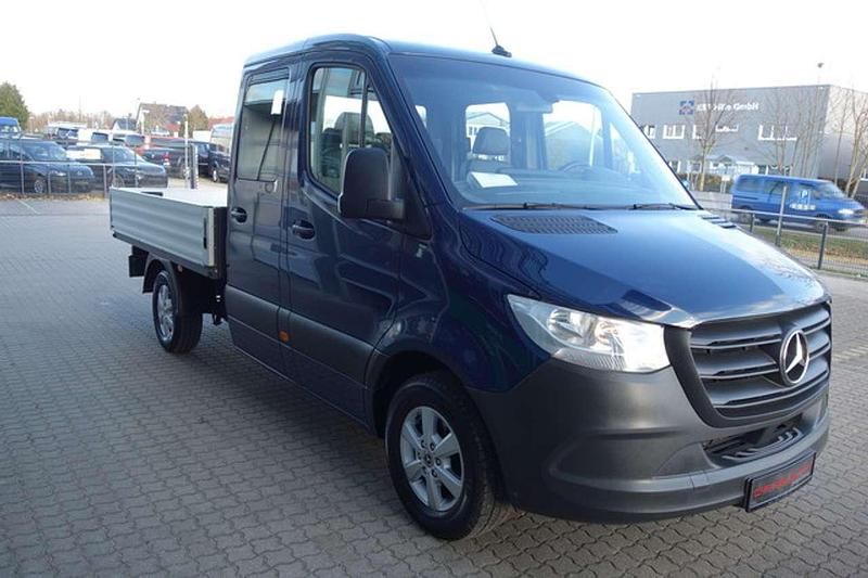 Gebraucht Mercedes Sprinter 150 PS (110 kW) 2022 Blau Van