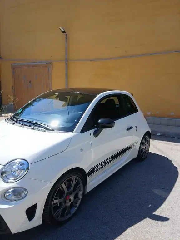 Gebraucht Abarth 595 Competizione 179 PS (131 kW) 2019 Weiß Kleinwagen