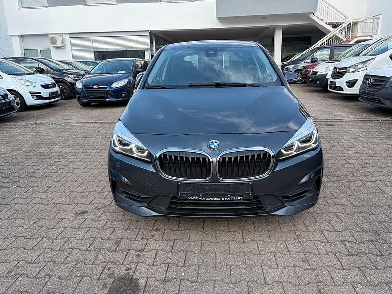 Gebraucht BMW 216 Active Tourer Advantage 116 PS (85 kW) 2020 Grau Van / Kleinbus