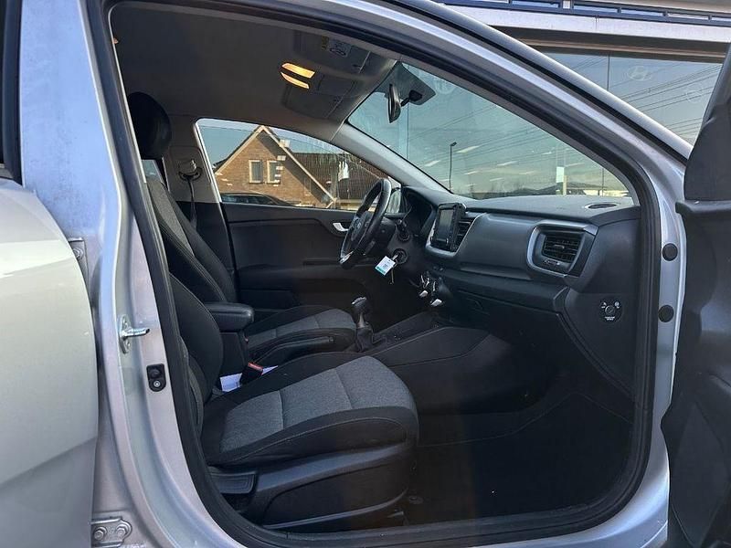 Gebraucht Kia Stonic 101 PS (74 kW) 2020 Grau SUV