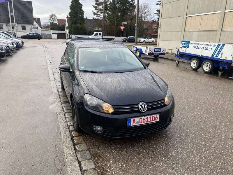Schwarz Gebraucht 2009 VW Golf VI Comfortline Limousine | 4.900 € - Bild 1/4