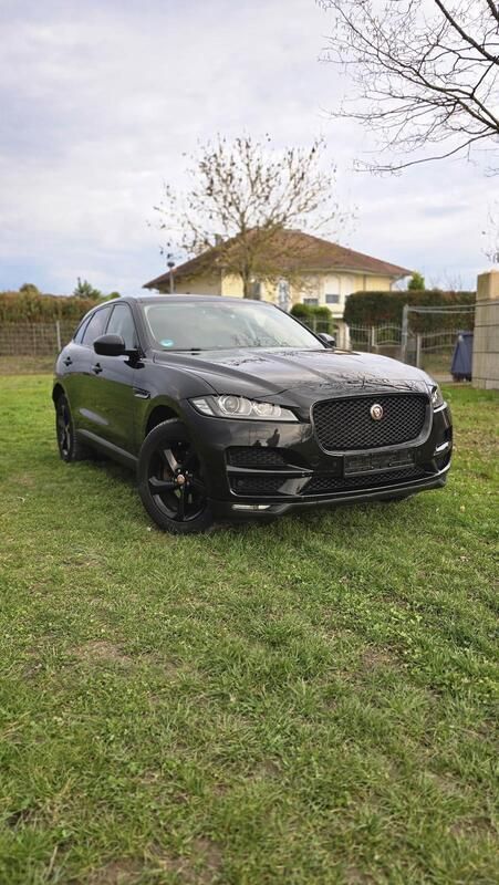 Schwarz Gebraucht 2018 Jaguar F-Pace SUV | 21.000 € (Fairer Preis) - Bild 1/4