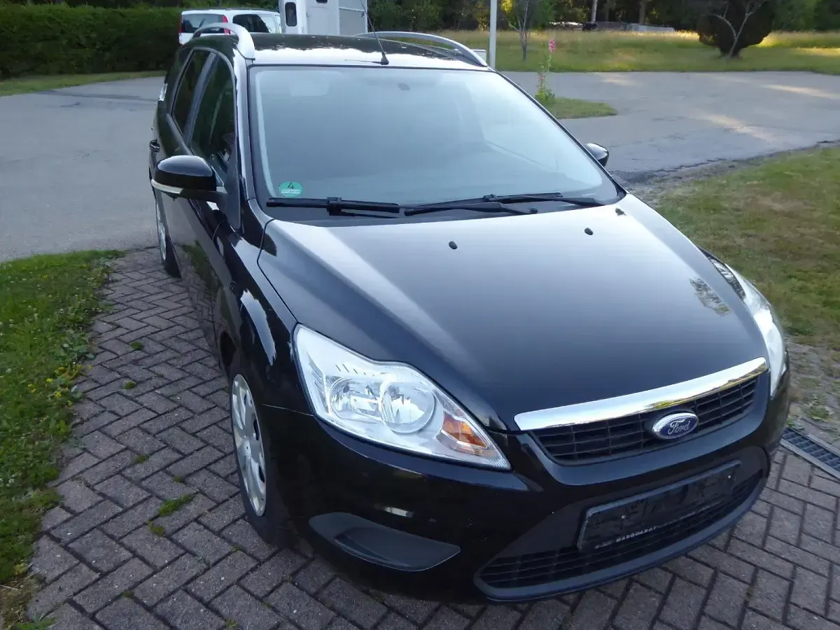 Gebraucht Ford Focus Style 136 PS (100 kW) 2009 Schwarz Kombi
