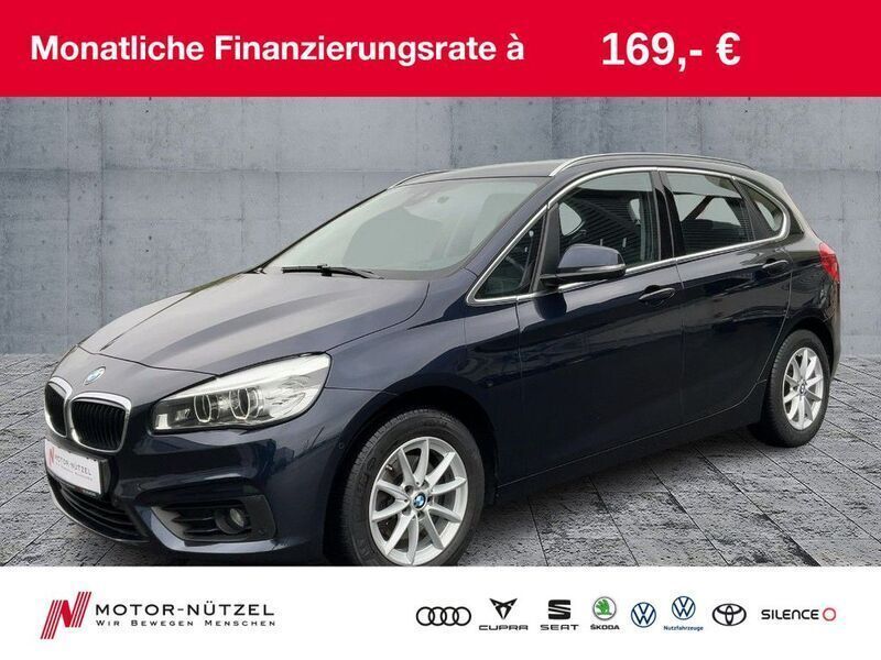 Blau Gebraucht 2017 BMW 218 Active Tourer Van / Kleinbus | 13.430 € (Fairer Preis) - Bild 1/4