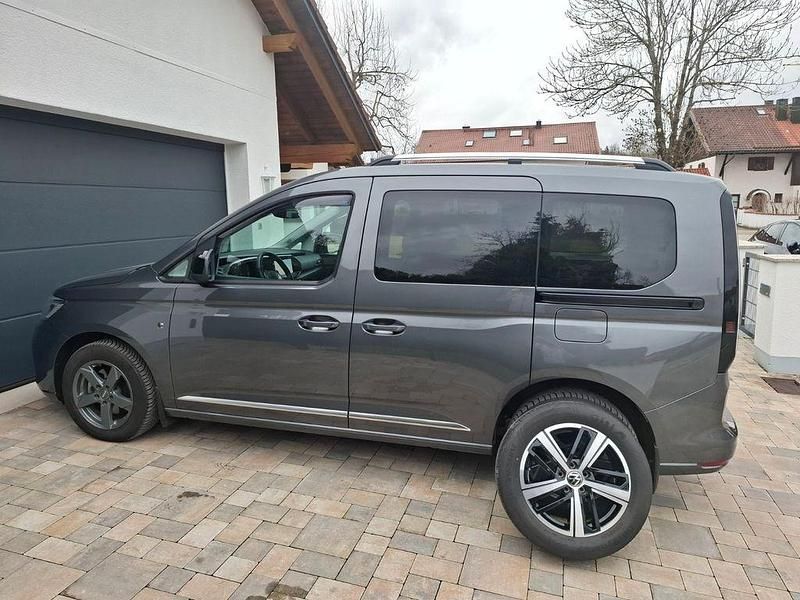 Gebraucht VW Caddy Style 122 PS (89 kW) 2023 Van / Kleinbus