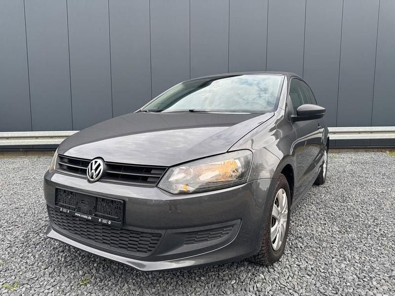 Grau Gebraucht 2013 VW Polo Kleinwagen | 4.800 € (Guter Preis) - Bild 1/4