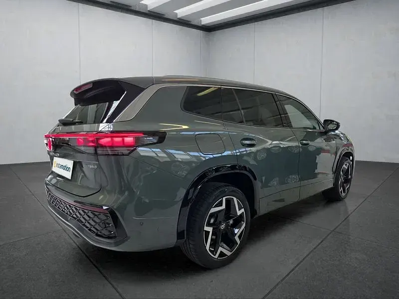 Gebraucht VW Tayron 272 PS (200 kW) 2025 Grün SUV