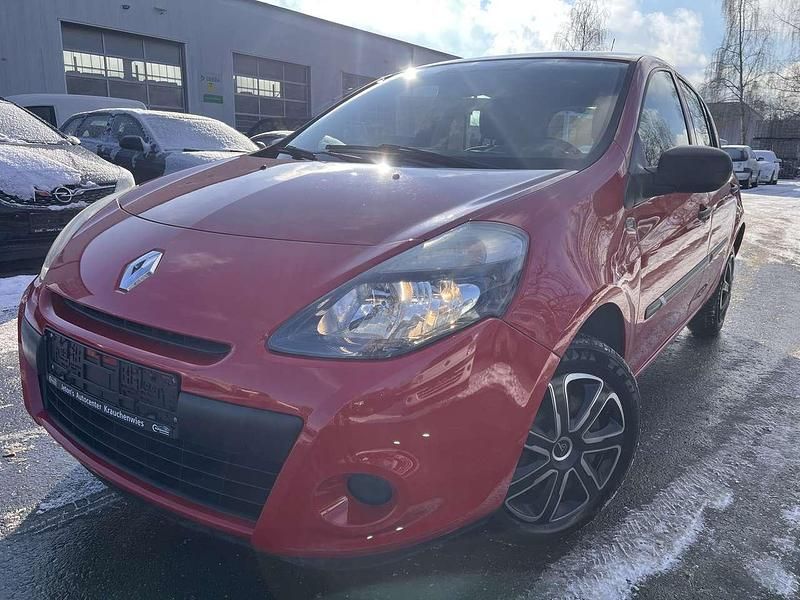 Hellrot Gebraucht 2012 Renault Clio IV Kleinwagen | 2.990 € - Bild 1/4