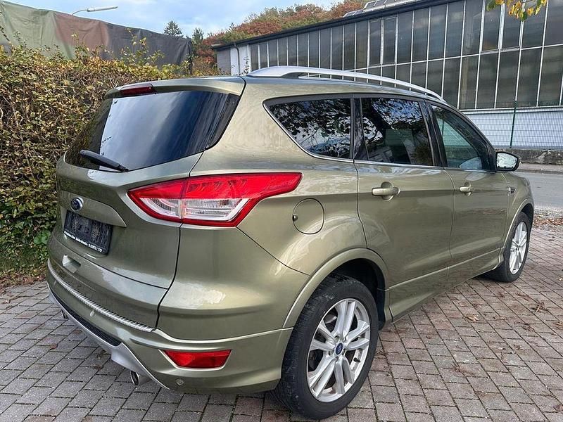 Gebraucht Ford Kuga Individual 179 PS (131 kW) 2015 SUV