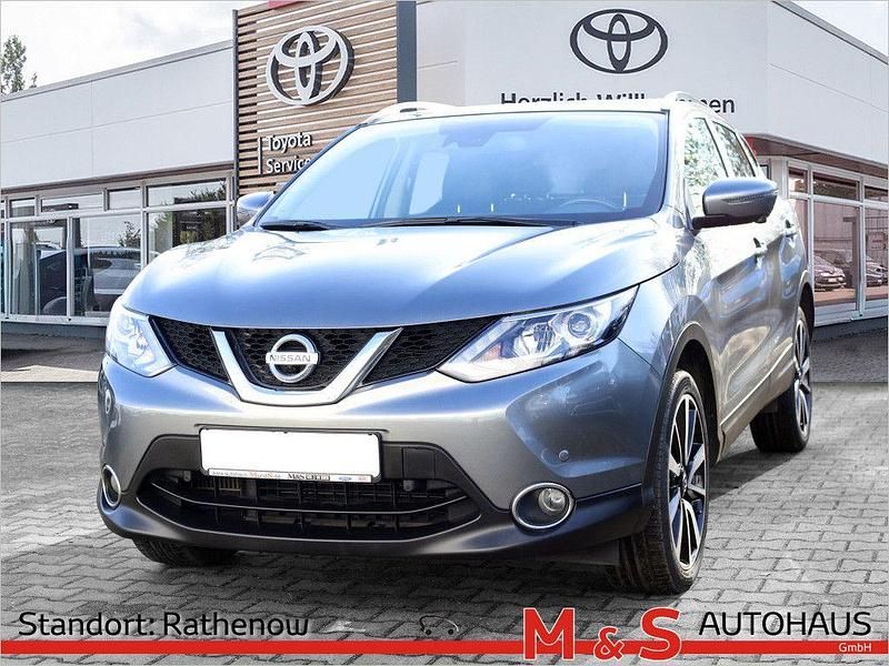 Grau Gebraucht 2017 Nissan Qashqai Tekna SUV | 14.990 € (Guter Preis) - Bild 1/4