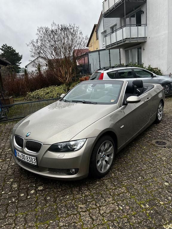 Gebraucht BMW 335 Cabriolet 306 PS (225 kW) 2008 Braun Cabrio