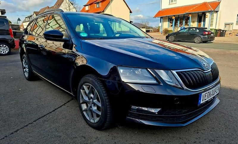 Gebraucht Skoda Octavia Ambition 150 PS (110 kW) 2018 Schwarz Kombi