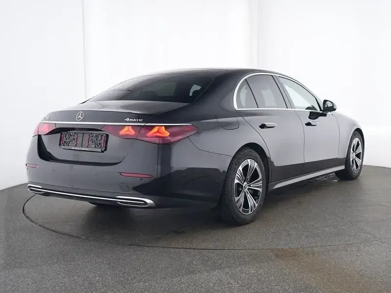 Gebraucht Mercedes E450 Advanced Plus 381 PS (280 kW) 2024 Lack obsidianschwarz Limousine