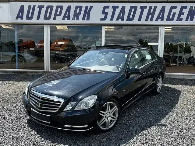 Gebraucht Mercedes E350 231 PS (169 kW) 2010 Schwarz Limousine