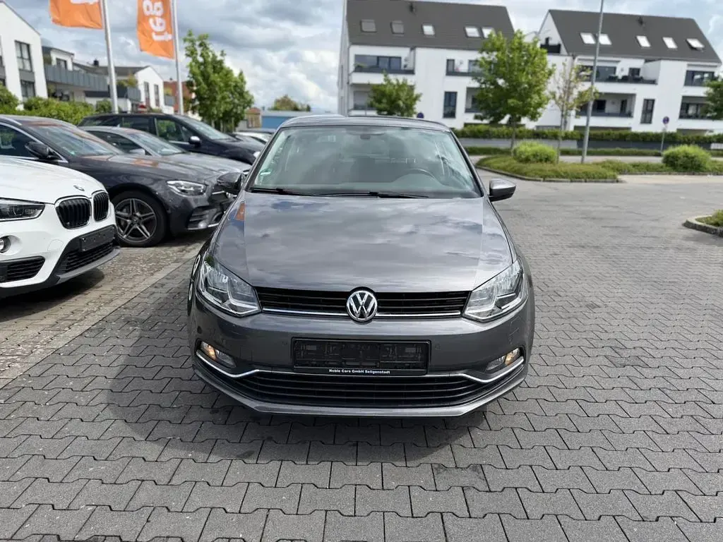 Gebraucht VW Polo LOUNGE 90 PS (66 kW) 2015 Grau Kleinwagen
