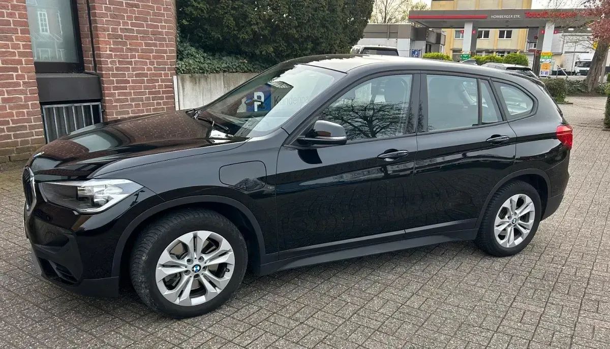 Second-hand BMW X1 2021 Negru SUV