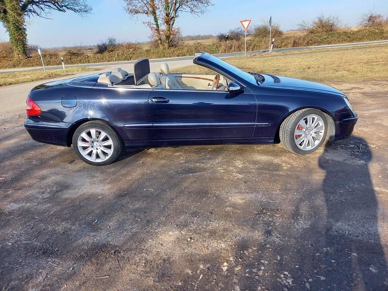 Gebraucht Mercedes CLK280 231 PS (169 kW) 2005 Blau Cabrio