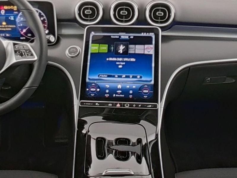 Gebraucht Mercedes C180 Avantgarde 170 PS (125 kW) 2024 Selenitgrau (metallic) Limousine