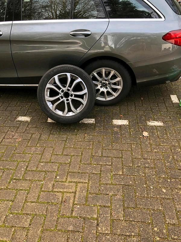 Gebraucht Mercedes 220 170 PS (125 kW) 2018 Grau Kombi