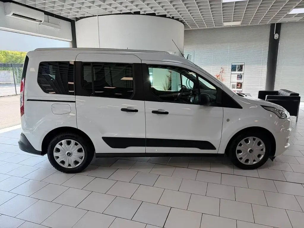 Gebraucht Ford Transit Connect 120 PS (88 kW) 2019 Weiß Van / Kleinbus