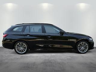 Gebraucht BMW 320 Advantage 190 PS (139 kW) 2022 Schwarz ii Kombi