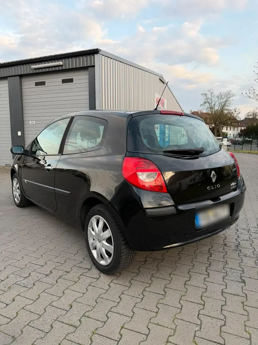 Gebraucht Renault Clio 110 PS (80 kW) 2007 Schwarz Kleinwagen