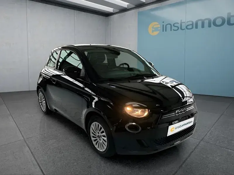 Gebraucht Fiat 500e Action 69 kW (95 PS) 2023 Schwarz Cabrio