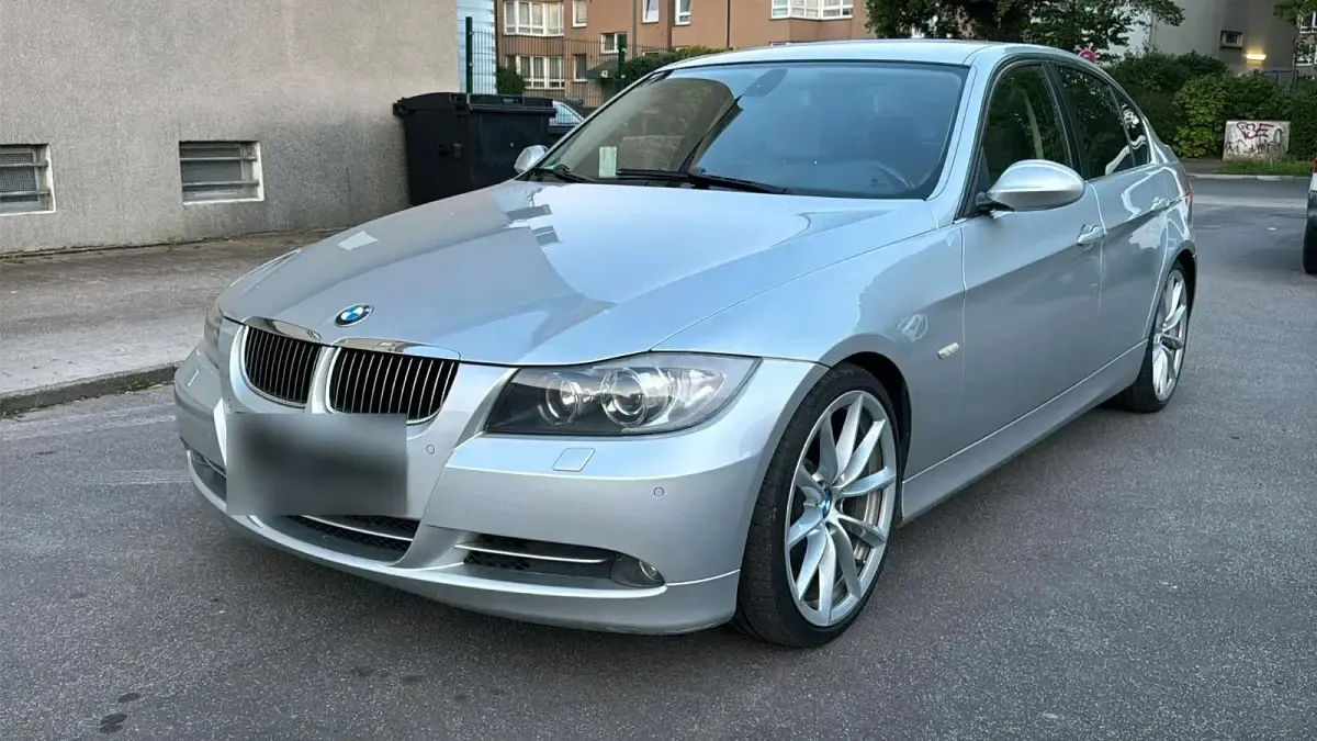 Używany BMW 330 258 KM (189 kW) 2005 Szary Sedan/Limuzyna