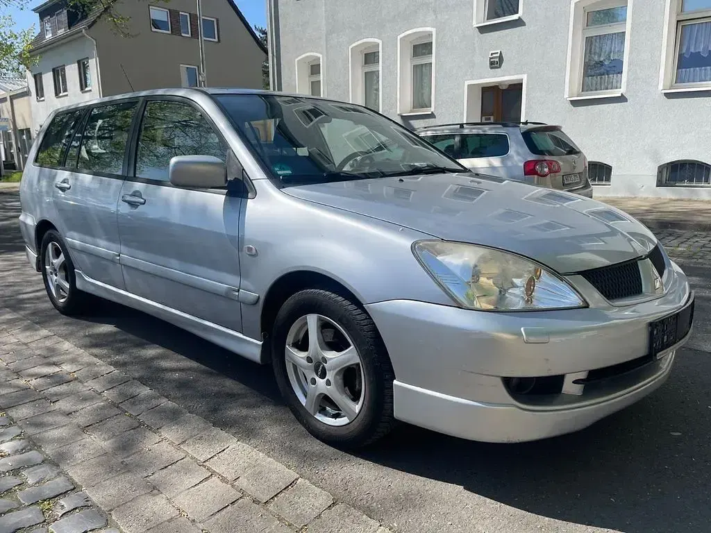 Gebraucht Mitsubishi Lancer Invite 98 PS (72 kW) 2006 Grau Kombi