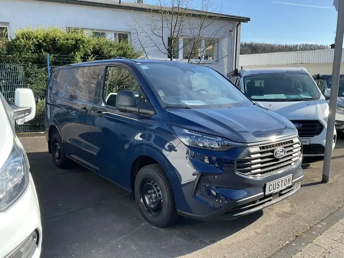Occasion Ford Transit Custom Trend 110 ch (80 kW) 2024 Bleue Monospace