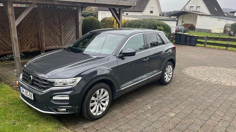Gebraucht VW T-Roc Active 150 PS (110 kW) 2021 Grau SUV