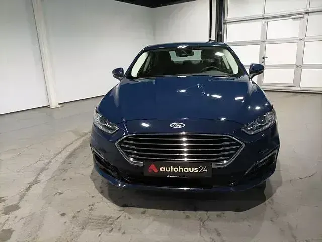 Gebraucht Ford Mondeo Titanium 238 PS (175 kW) 2022 Blau Limousine