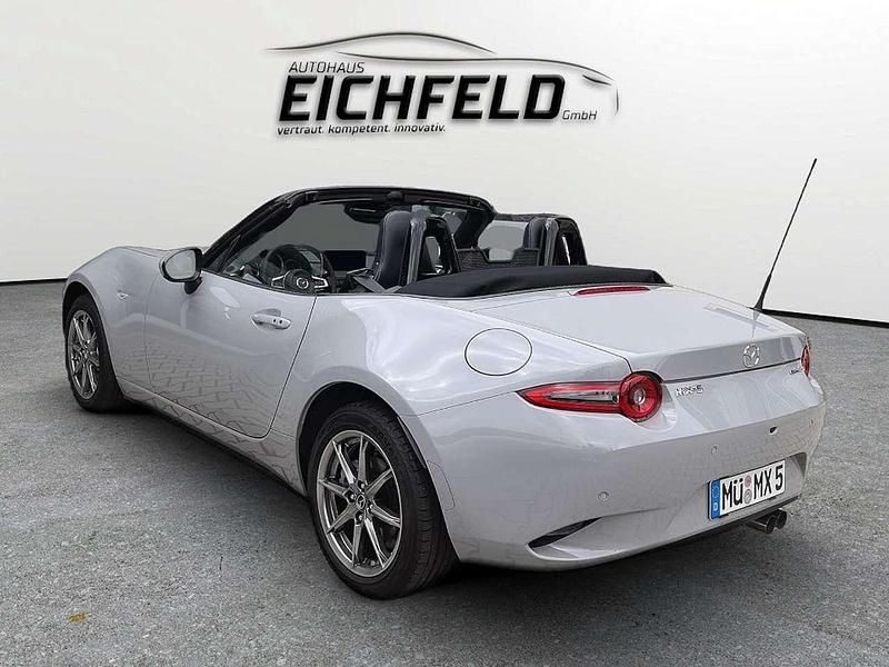 Neu Mazda MX5 Exclusive-Line 132 PS (97 kW) 2026 Aero gray m Cabrio