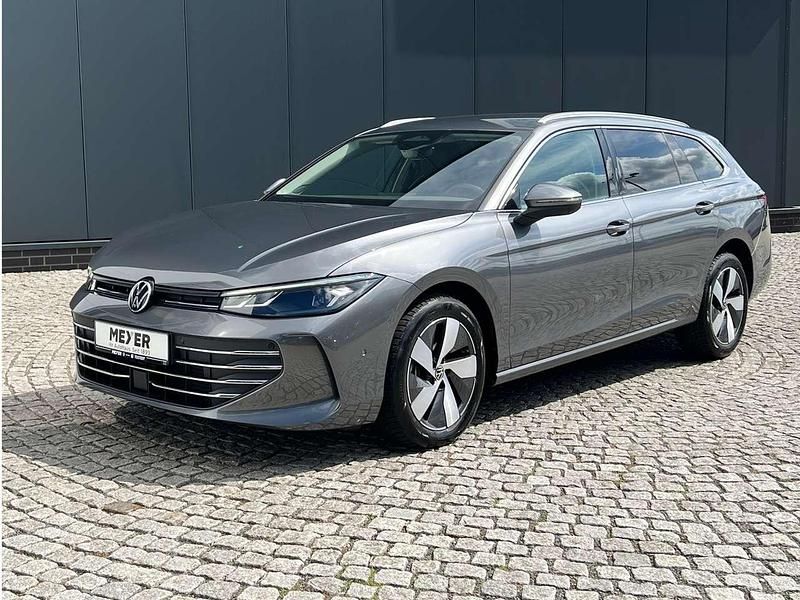 Gebraucht VW Passat Business 150 PS (110 kW) 2024 Diabasgrau metallic Kombi