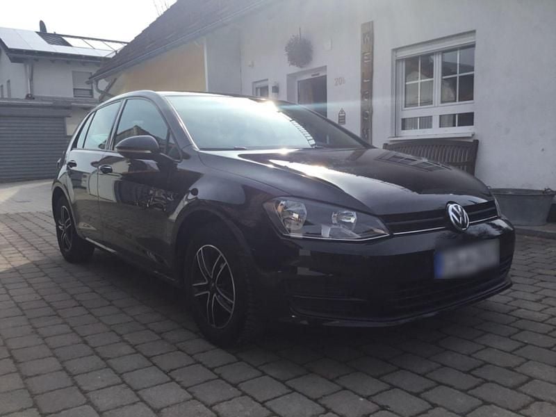 Gebraucht VW Golf VII Sound 125 PS (91 kW) 2017 Schwarz Limousine