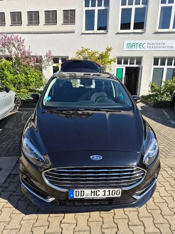 Occasion Ford S-MAX Titanium 150 ch (110 kW) 2023 Noir Monospace