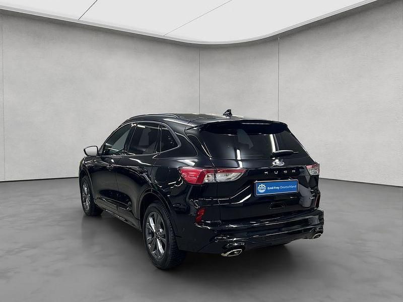 Gebraucht Ford Kuga 224 PS (164 kW) 2022 Agate black metallic SUV