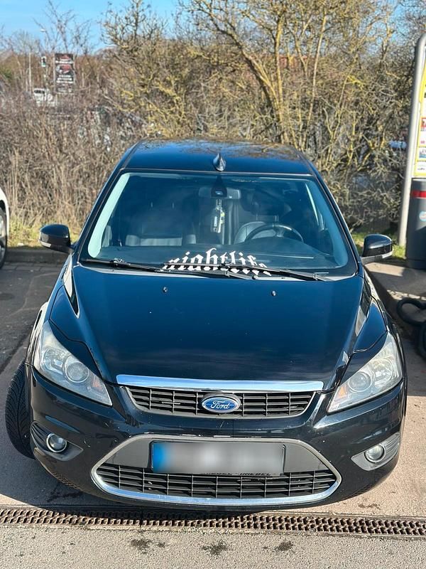 Gebraucht Ford Focus Titanium 109 PS (80 kW) 2010 Schwarz Kombi